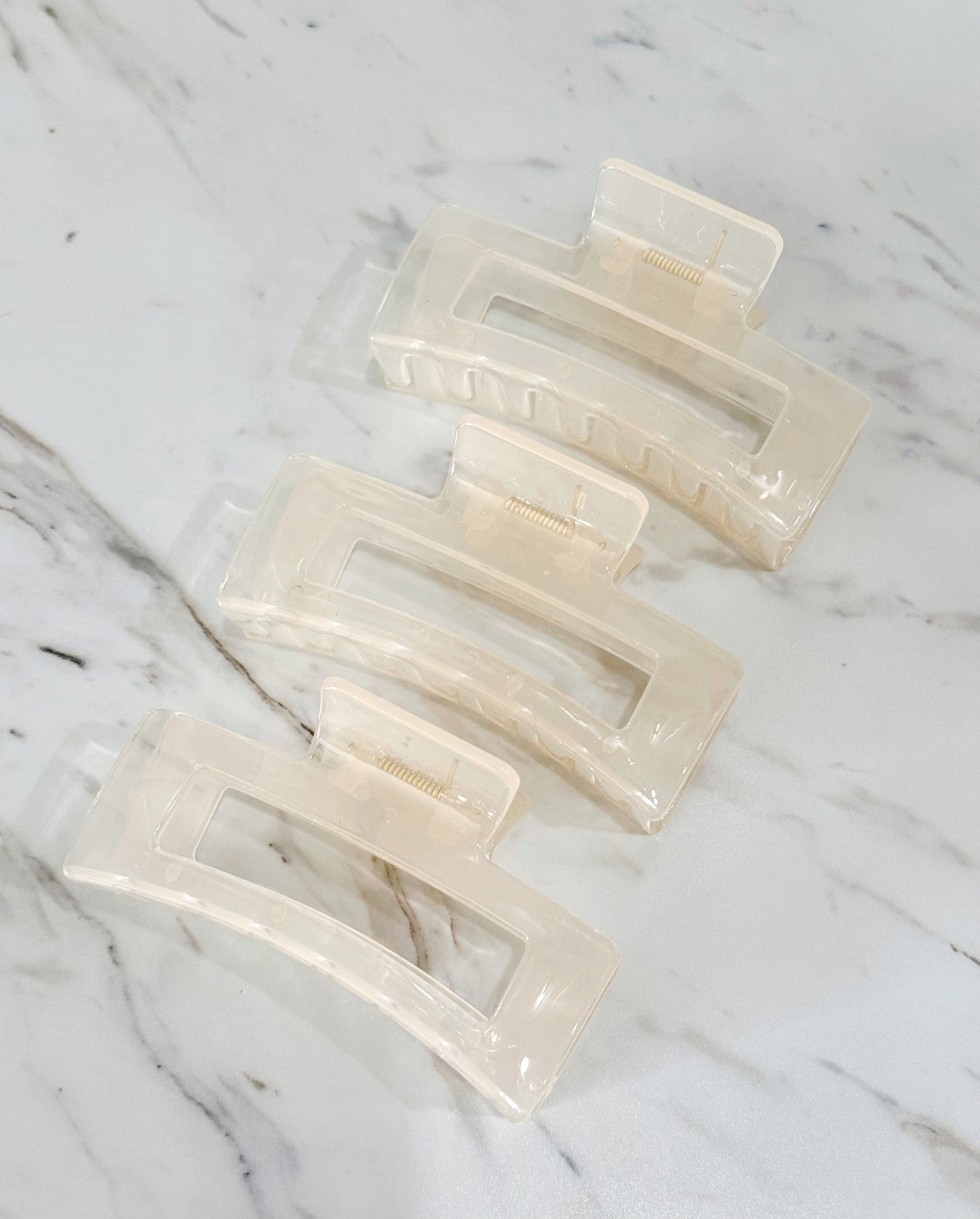 4” Ivory Claw Hair Clip