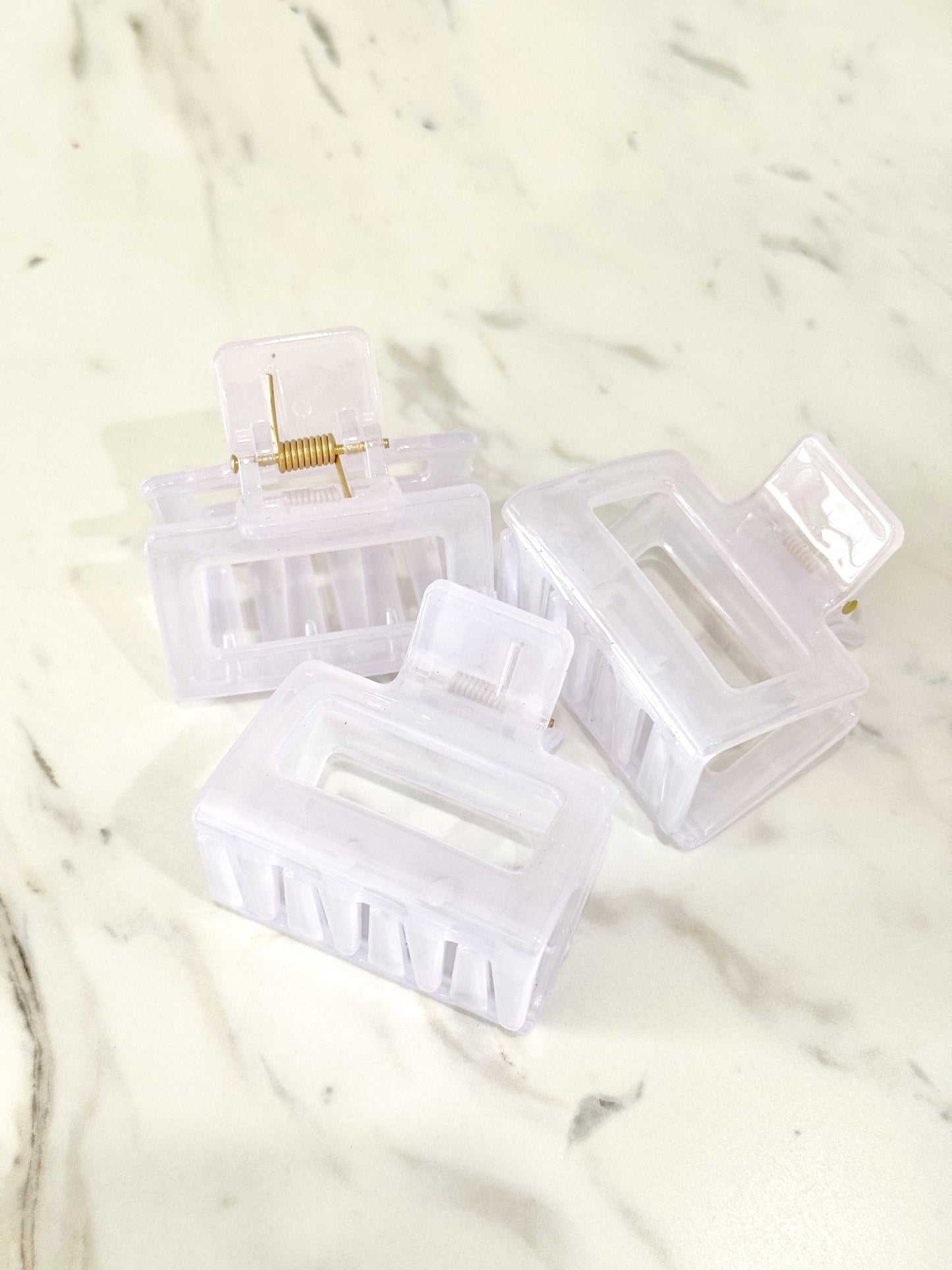 2” Very Light Lilac Purple Claw Hair Clip