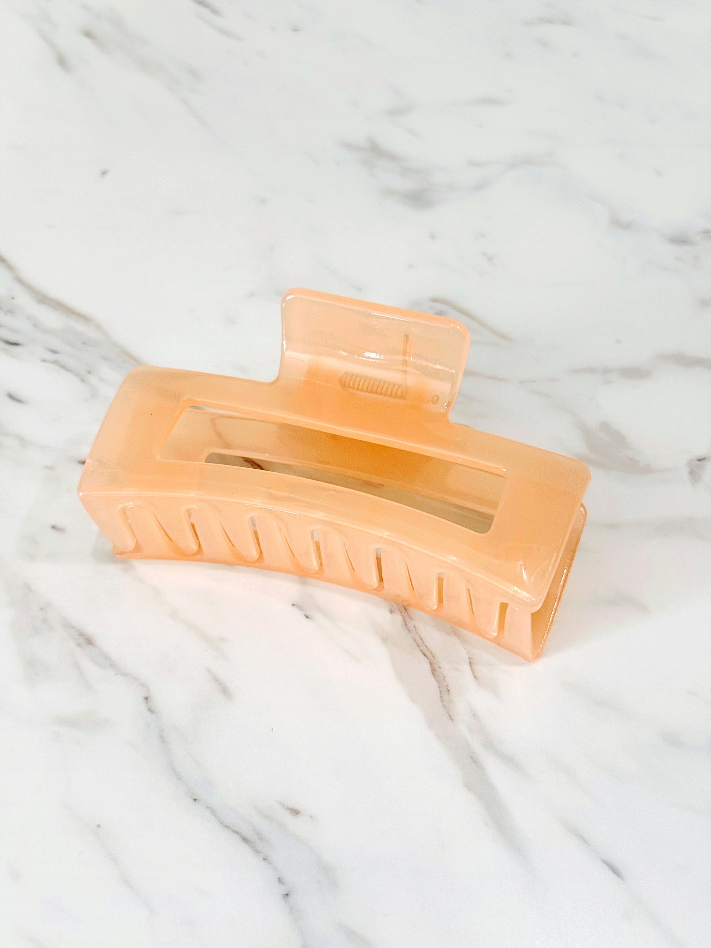 4” Coral Peach Claw Hair Clip