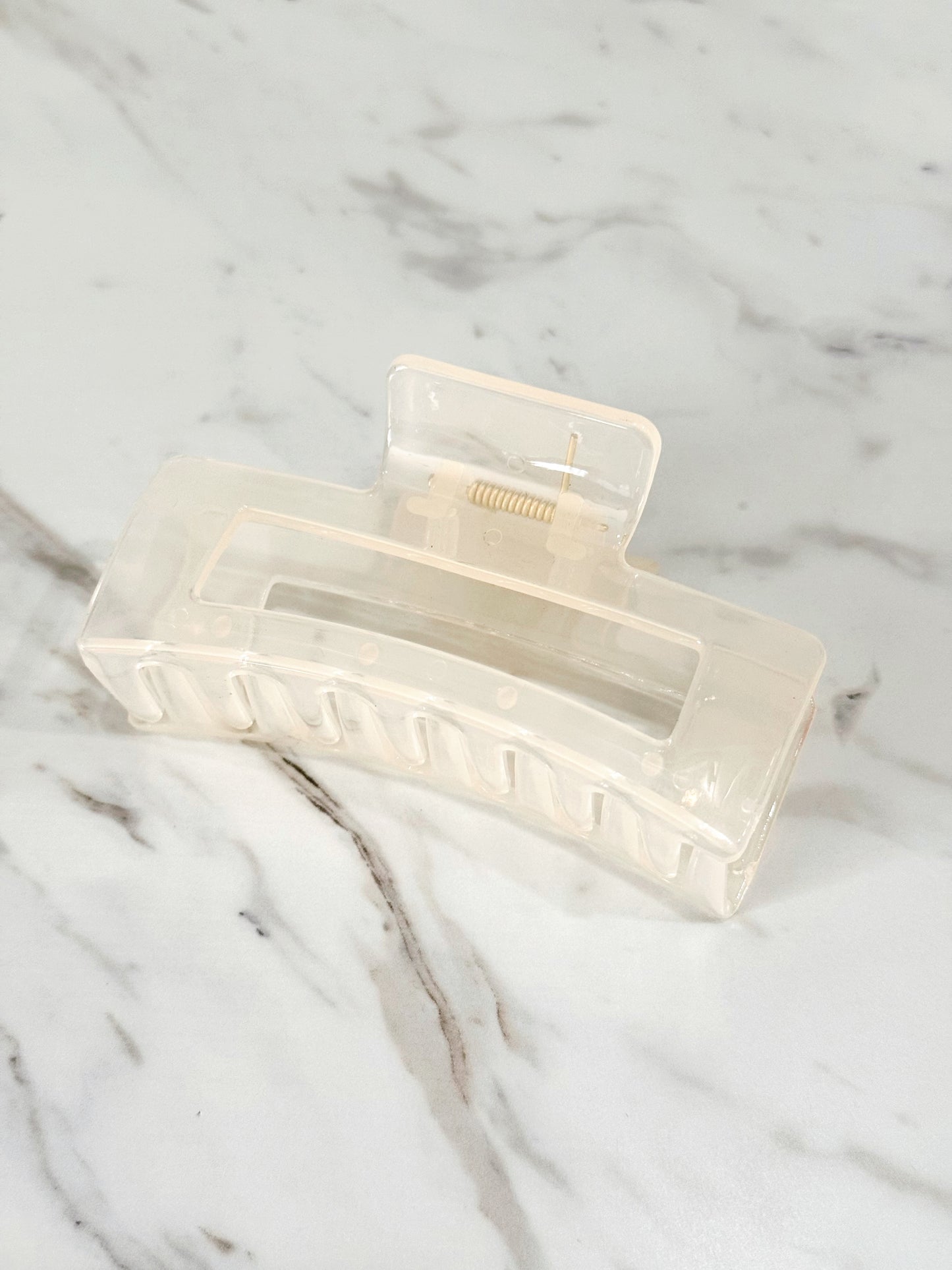 4” Ivory Claw Hair Clip