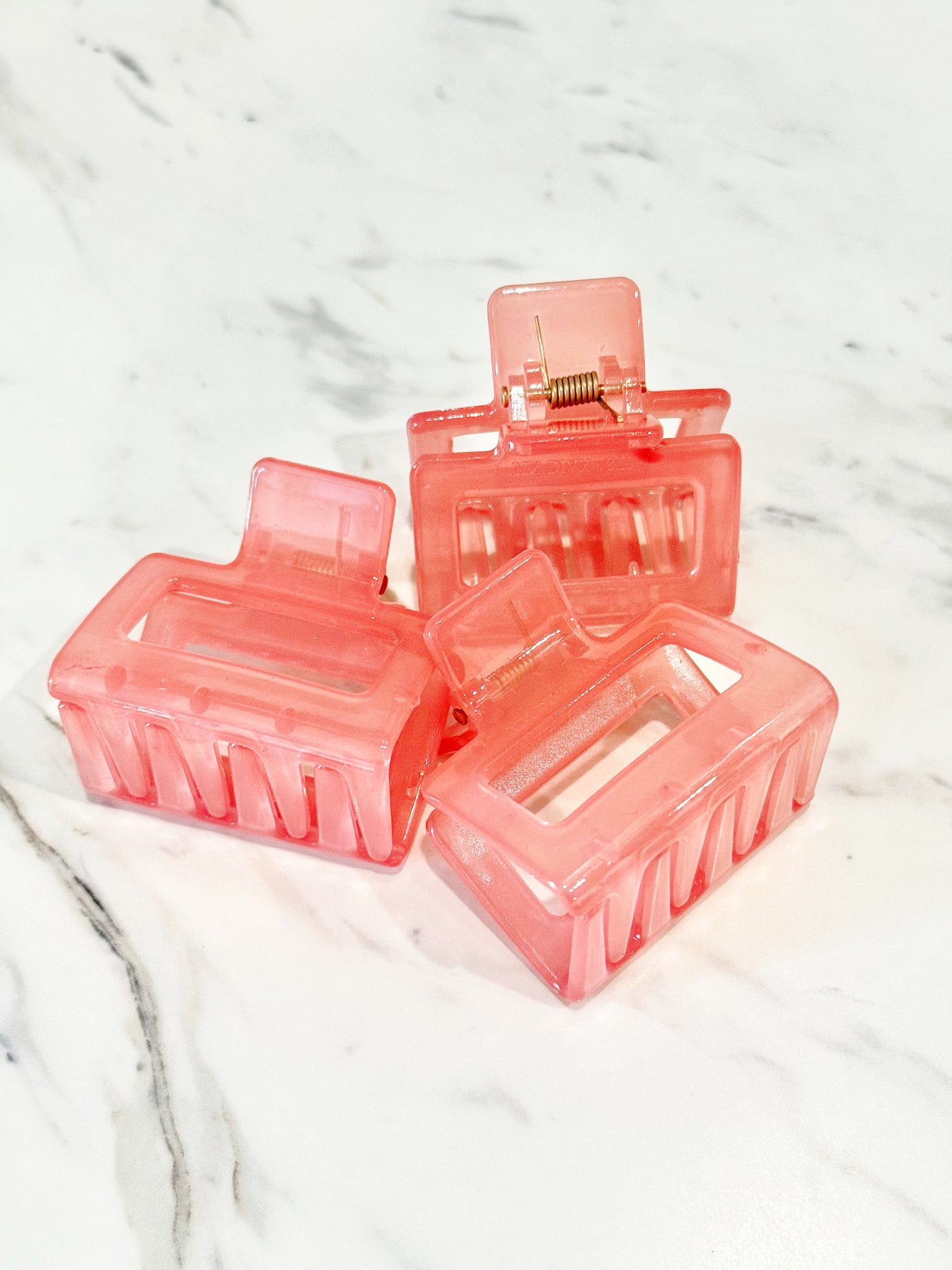 2” Coral Peach Claw Hair Clip