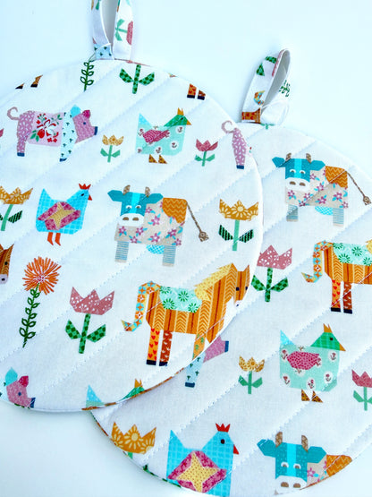 Farm Animals Floral Insulated Hot Pad