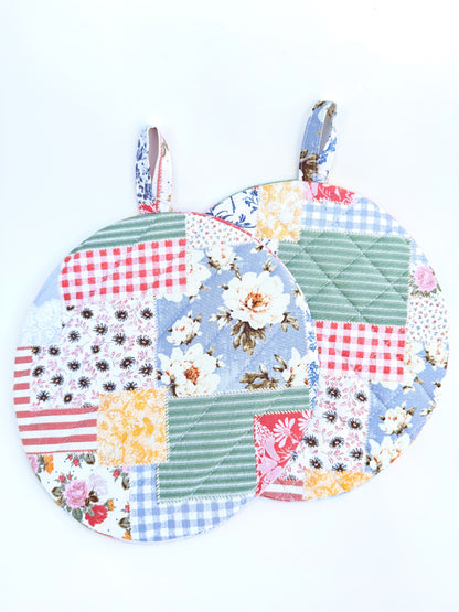 Vintage Patchwork Floral Insulated Hot Pad